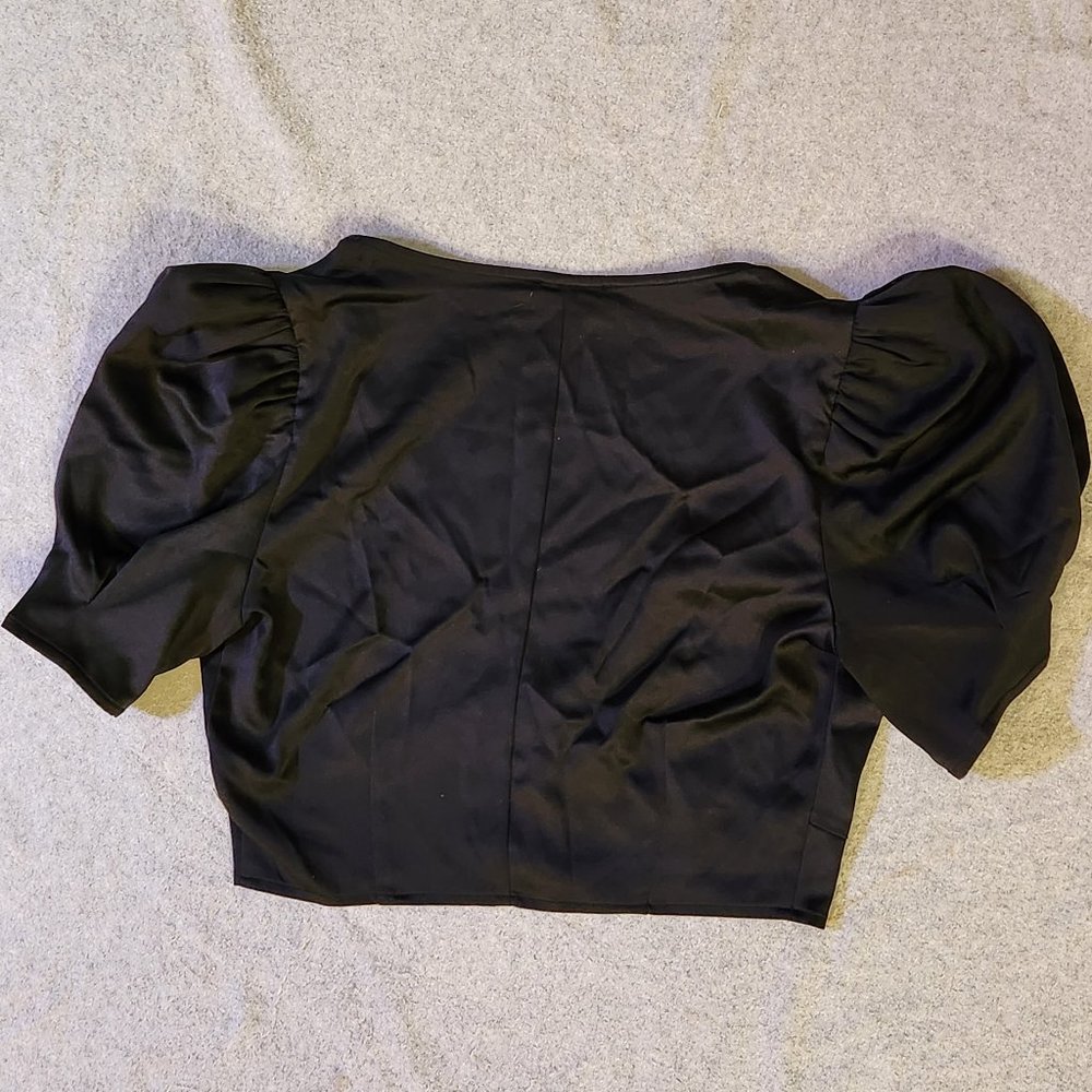 DANIELLE BERNSTEIN Womens Black Button Front Short Cropped Top - Medium - NEW - Picture 4 of 5